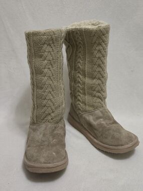 GROOVE Women's Beige Knit Cable Tall Winter Boots Faux Suede Size 9